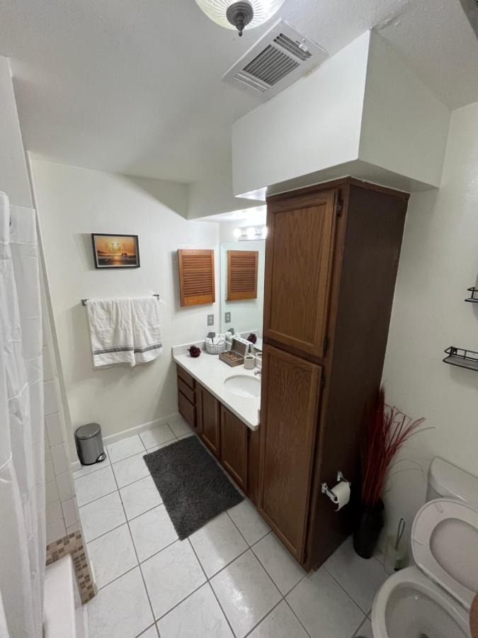 Sherbrooke Square Townhomes Хьюстон Экстерьер фото